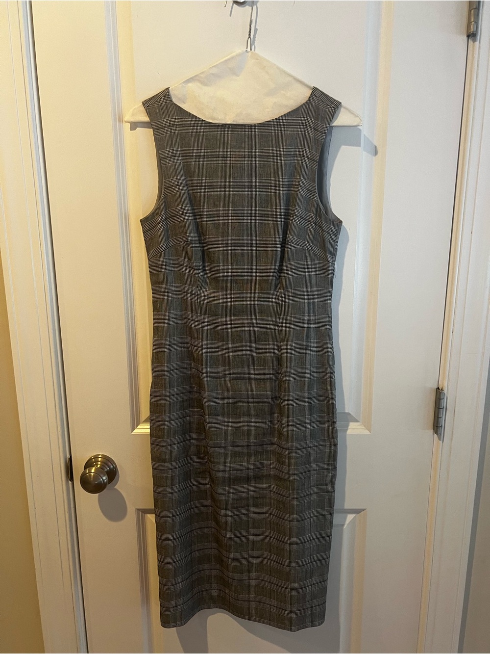 Brooks Brothers linen sheath dress with princess darts, lined, and slit in back.